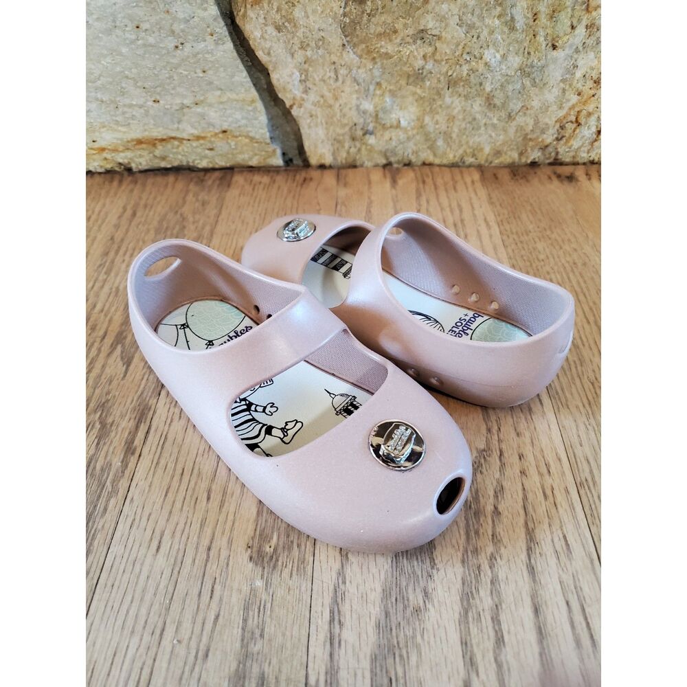 baubles + soles Girls 10 Kaia in Sand Shoes No Bauble/Charm GUC Discontinued